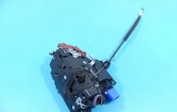 Skoda Roomster (5J) Front door lock 3B1837015AR IMPRK1351008