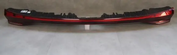 Tailgate rear/tail lights