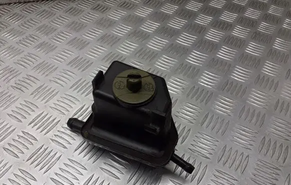 Audi A3 S3 8L Power steering tank cap 1J0422371C