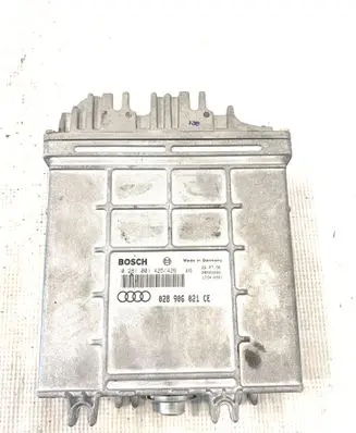 Audi A4 S4 B5 8D Engine control unit/module 028906021CE 0281001425
