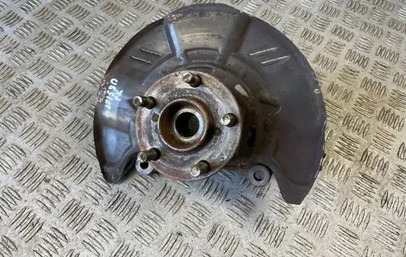 Subaru Outback Front wheel hub