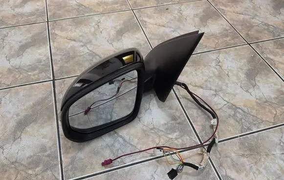Mercedes-Benz GLS X167 Front door electric wing mirror A1678109301