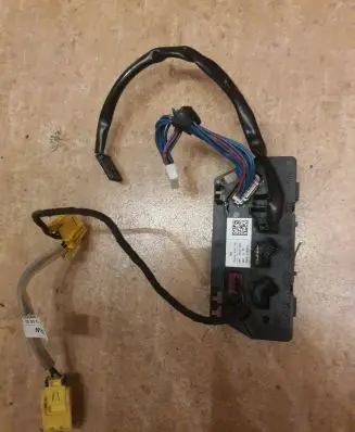 Multifunctional control switch/knob