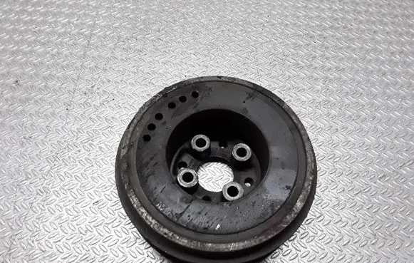 Skoda Octavia Mk1 (1U) Crankshaft pulley 038105243