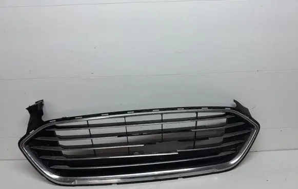 Ford Mondeo MK V Front grill JS7B8200B