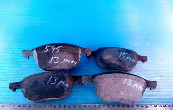 Volvo C30 Brake pads (front) 