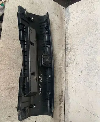 Volkswagen Jetta VI Trunk/boot sill cover protection 5C6863459