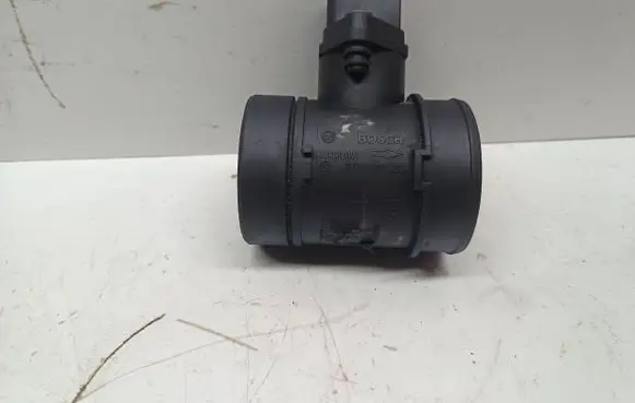 Audi A8 S8 D2 4D Mass air flow meter 0281002435