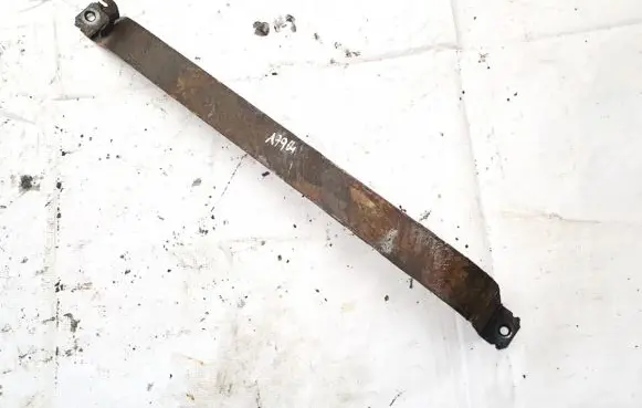 Fuel tank mounting bracket