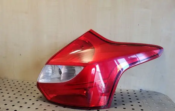 Ford Focus Rear/tail lights BM5113404A BM5113404B