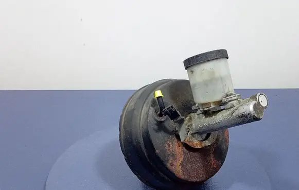 Nissan Terrano Brake booster 42G03M215T
