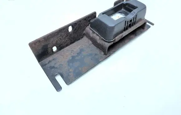 Mercedes-Benz ML W164 Jacking socket point A1646900509