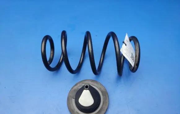 Mercedes-Benz CLA C117 X117 W117 Rear coil spring