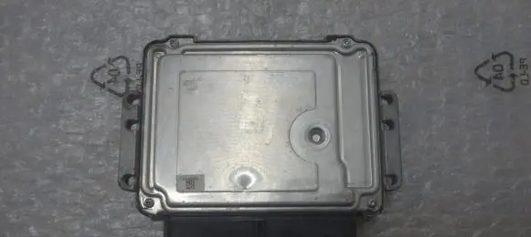 Ford Focus Engine control unit/module CV61-12A650-AMH X11844