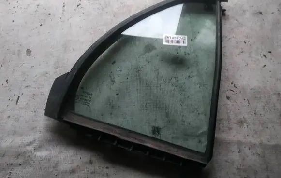 Toyota Yaris Rear vent window glass as2
