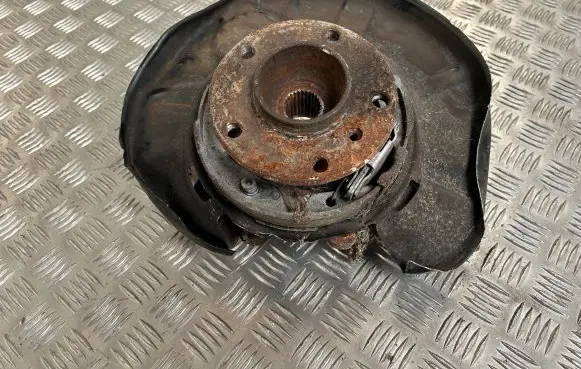BMW 4 F36 Gran coupe Rear wheel hub BB49310