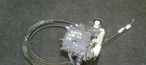 Mitsubishi Colt Front door lock