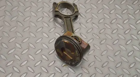 GMC Sierra 1000 Piston 