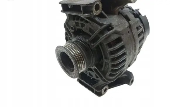 Opel Zafira A Generator/alternator 13129850