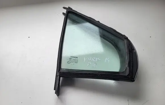 Toyota Yaris Front door vent window glass four-door 