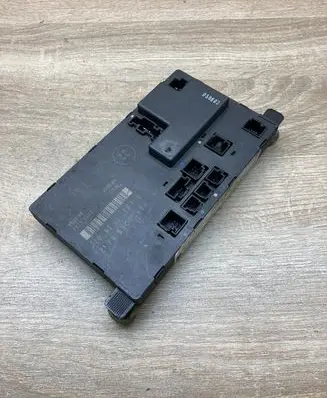 Mercedes-Benz CLS C219 Door control unit/module 2198200726 00005030