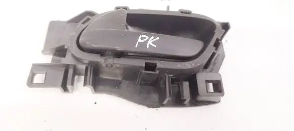 Peugeot Partner Front door interior handle 