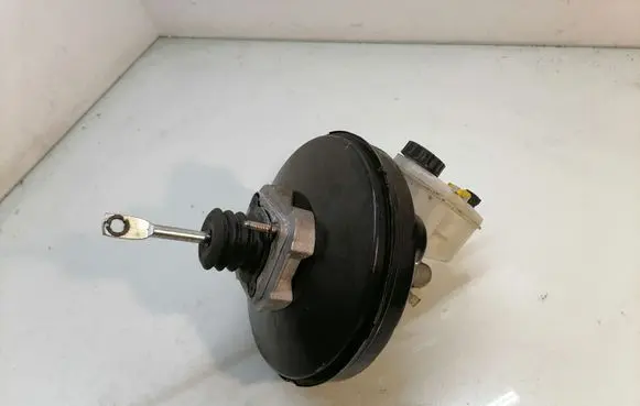 Brake fluid reservoir