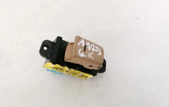Hyundai Sonata Electric window control switch M09303Q000