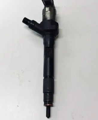 Mazda 6 Fuel injector R2AA13H50