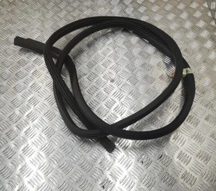 Ford F150 Rear door rubber seal (on body) 
