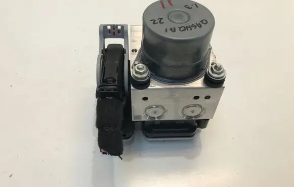 Nissan Qashqai J12 ABS Pump 476606UC0A