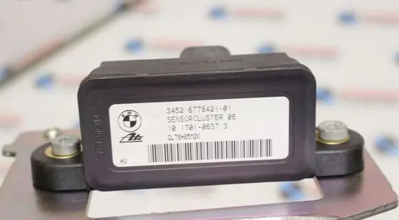 BMW 1 E82 E88 ESP acceleration yaw rate sensor 6778421