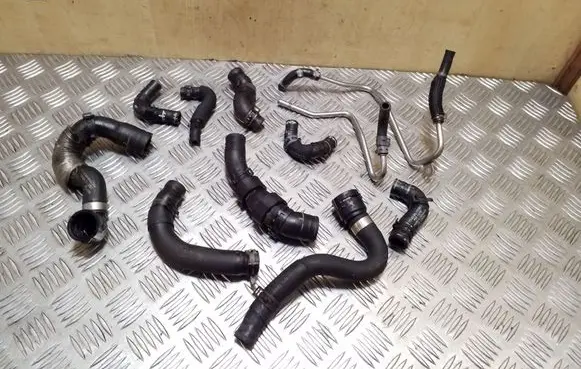 Volkswagen PASSAT B8 Engine coolant pipe/hose 5Q0122073AE 5Q0122073AL 04L121058AM