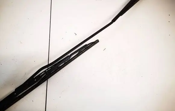 Volkswagen Bora Front wiper blade arm 1j1955410