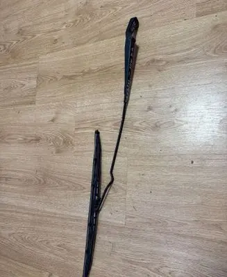 Volkswagen Golf III Front wiper blade arm 1H1955410 1H1955410A
