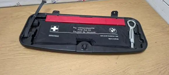 BMW 5 F10 F11 Tool box 6770487 6788803 8270015