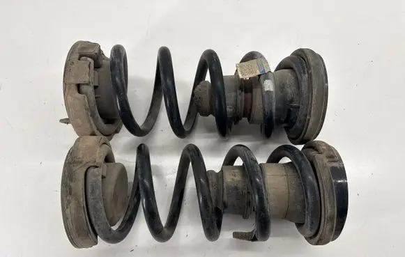 Chrysler Pacifica Rear coil spring 68231027AB 68231027AA