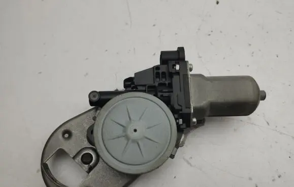 Mazda CX-7 Seat adjustment motor 4010050014 8640001121