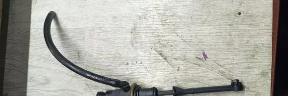 Renault Laguna II Clutch master cylinder 8200019602