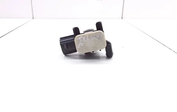 Nissan Juke I F15 Airbag deployment crash/impact sensor 988301EA0A 110410101