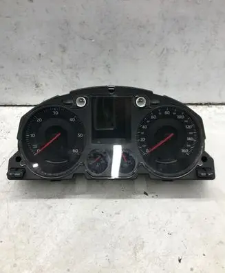 Volkswagen PASSAT B6 Speedometer (instrument cluster) A2C53042108