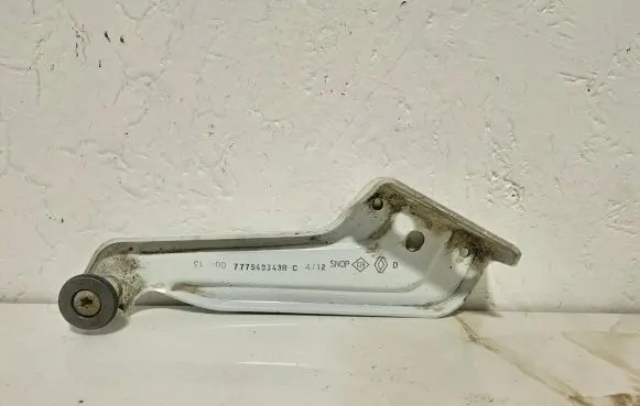 Dacia Dokker Sliding door upper roller guide/hinge 777949343R
