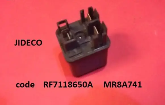 Mazda 626 Glow plug pre-heat relay RF7118650A MR8A741