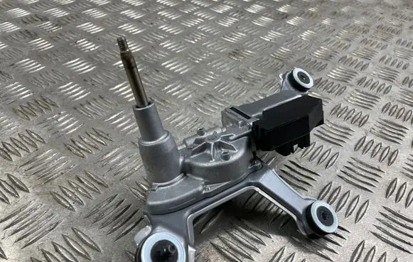 Toyota RAV 4 (XA50) Rear window wiper motor 8513042100 851300R050