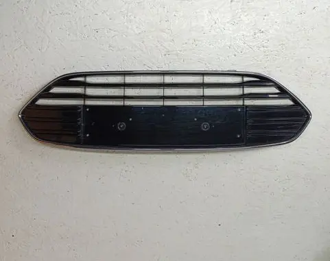 Ford B-MAX Front bumper upper radiator grill AV1117B968B