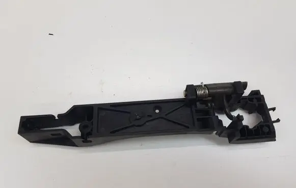 Rear door exterior handle/bracket