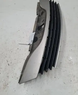 Renault Laguna II Front grill 8200012581