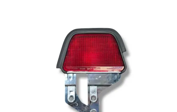 Toyota Avensis T250 Third/center stoplight E130892