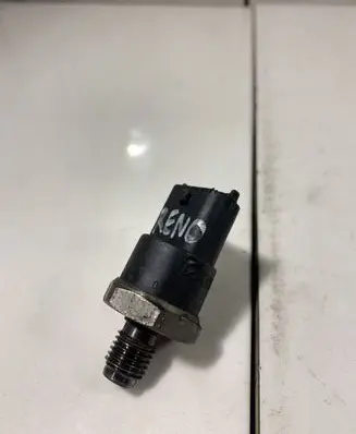 Fuel pressure sensor