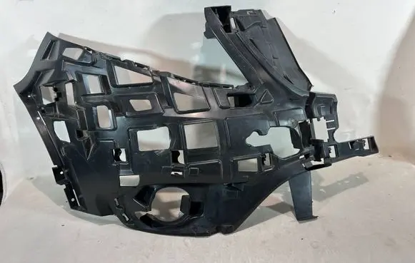Mercedes-Benz V Class W447 Front bumper mounting bracket A4478856500